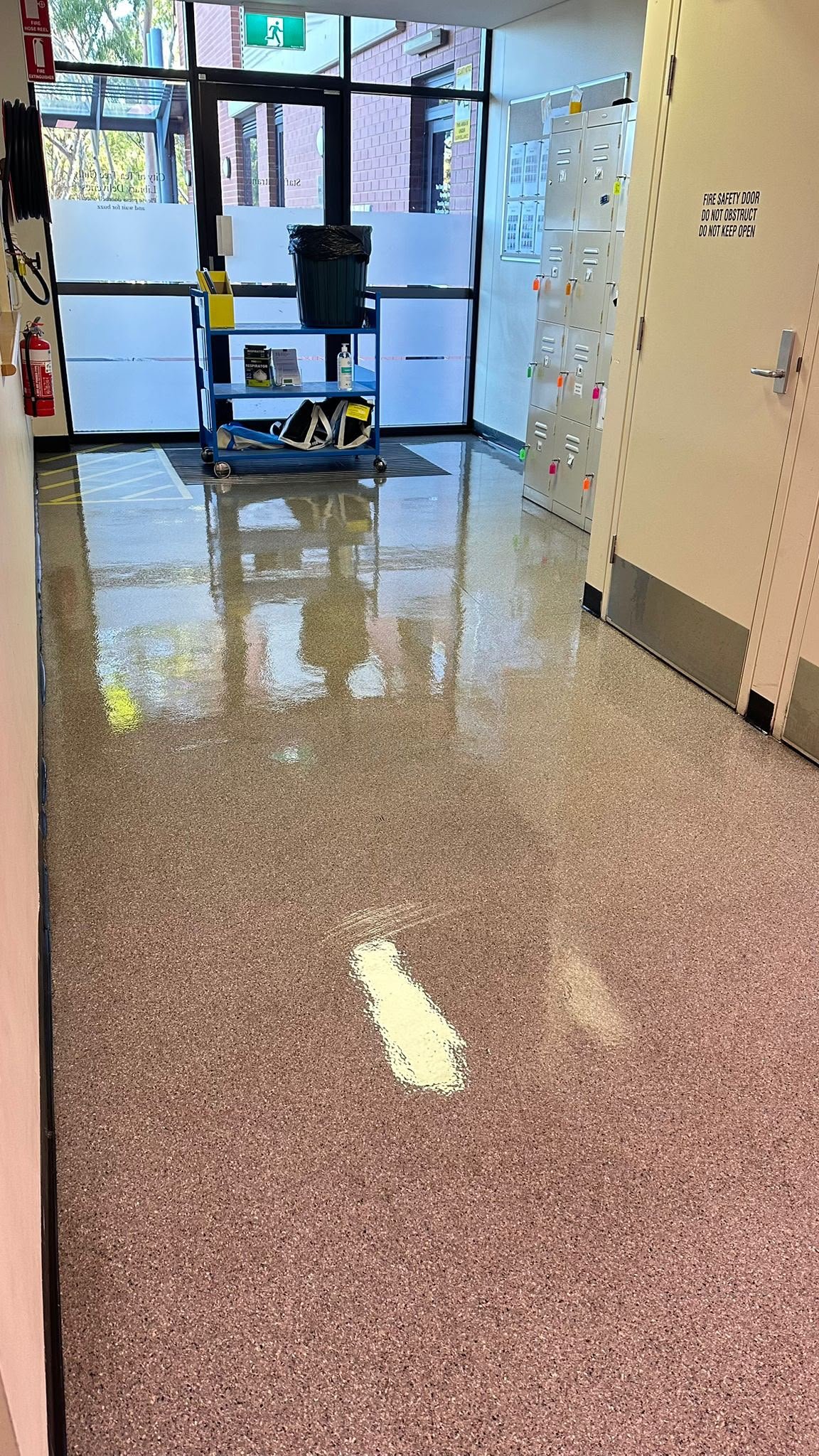 Polished entry floor